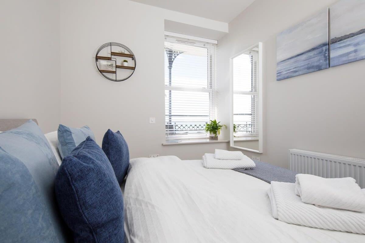 Panoramic Sea Views In Beachfront Apt W Balcony Bognor Regis Eksteriør billede